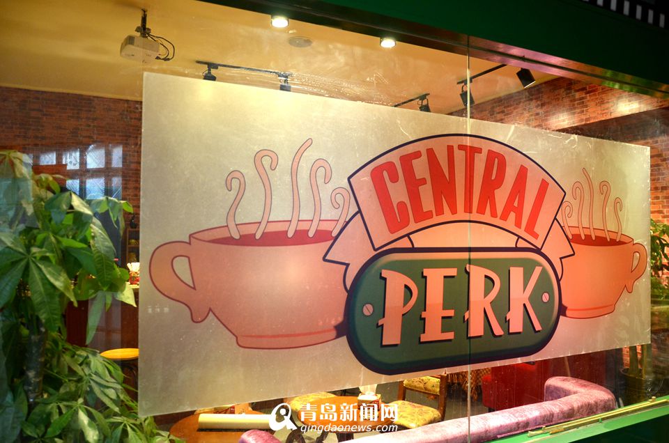 ���ң��ൺС�����Ÿ�ĸ�����ȹ� �����밲��