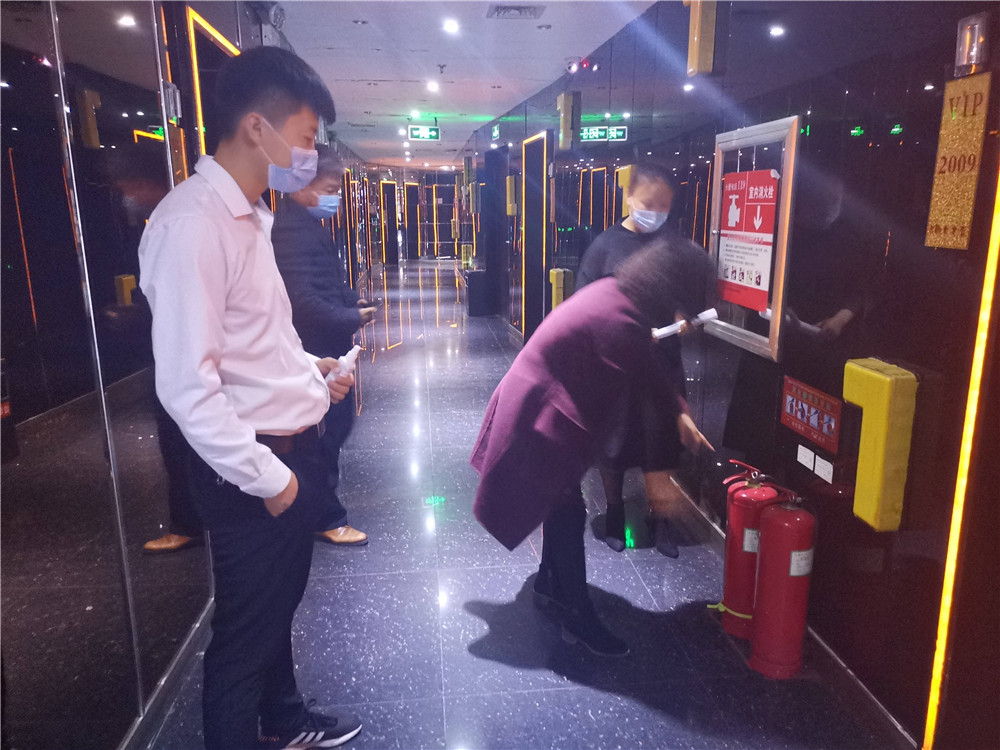 ��̨���Ļ������ξ֣���������������ɱ���� �����Ļ���Ӫ������������