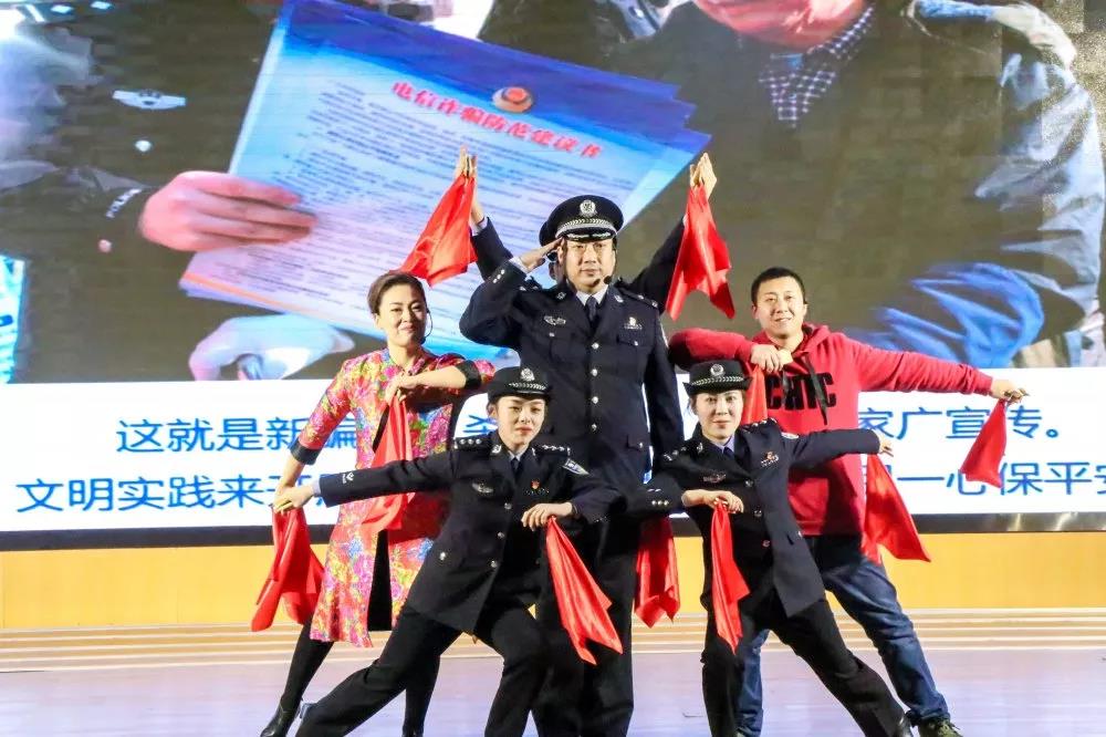 ����ʱ������ʵ������̨���Ļ������龰�������������թ