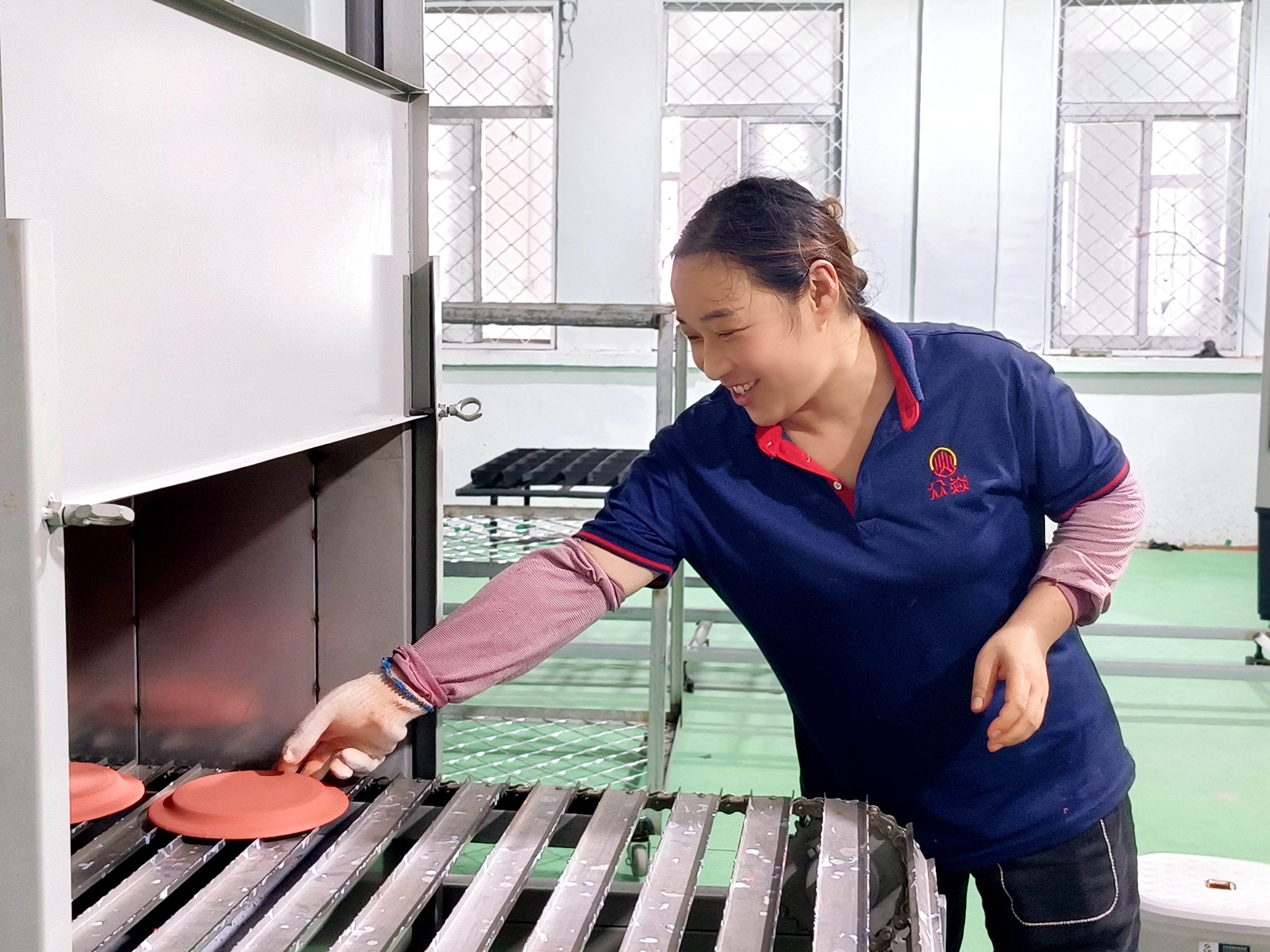 �������������������򣺡����ϻ��������������������Ԫ����չ�¾���