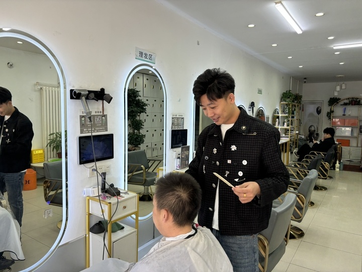 �����Ϊ���Ǽ��������Ǹ����Ͱ���ˮ�ȡ��������ⳡ��˫�򱼸���������10��