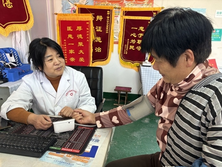 һ���绰����浽��26�������ҽ��������Ѹ����˿���