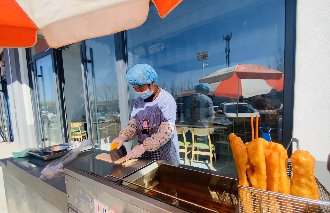 �Ͳ�����������ɽ�򣺽����м��ν�������˼����ƽ���&nbsp;̽��������ˡ���ɽ���顱