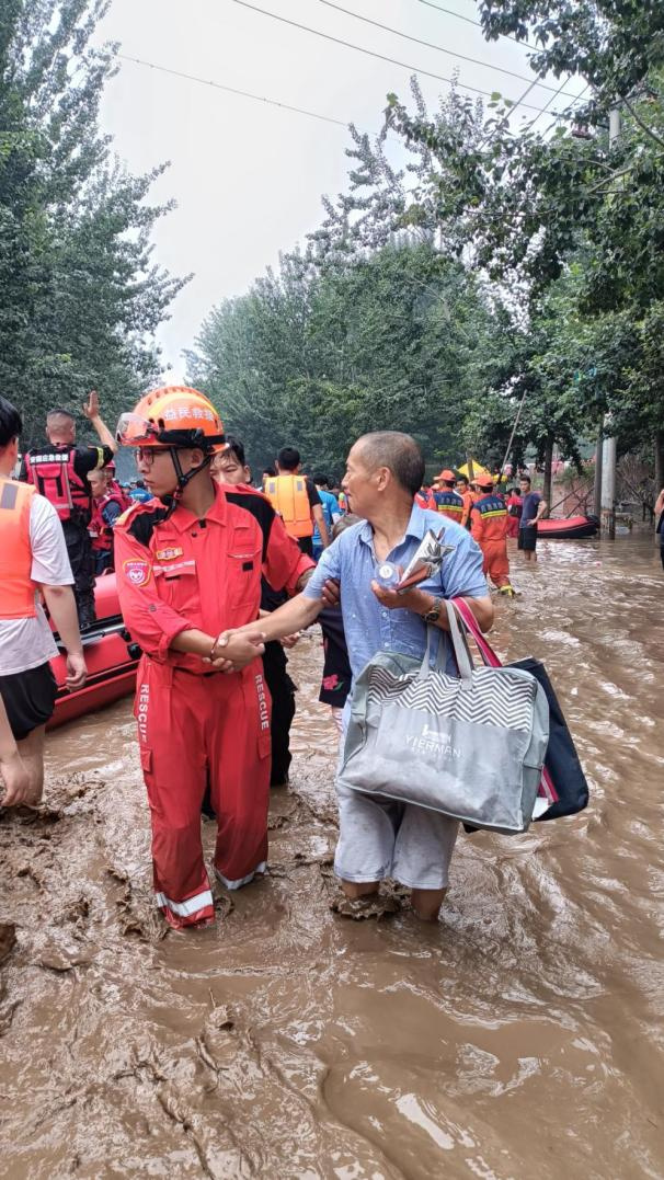 Ͷ������9��&nbsp;����������Ⱥ��2000����