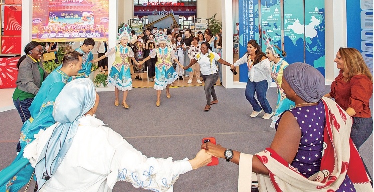 �ൺ����ǿ�����������ٽ�����������ͨ