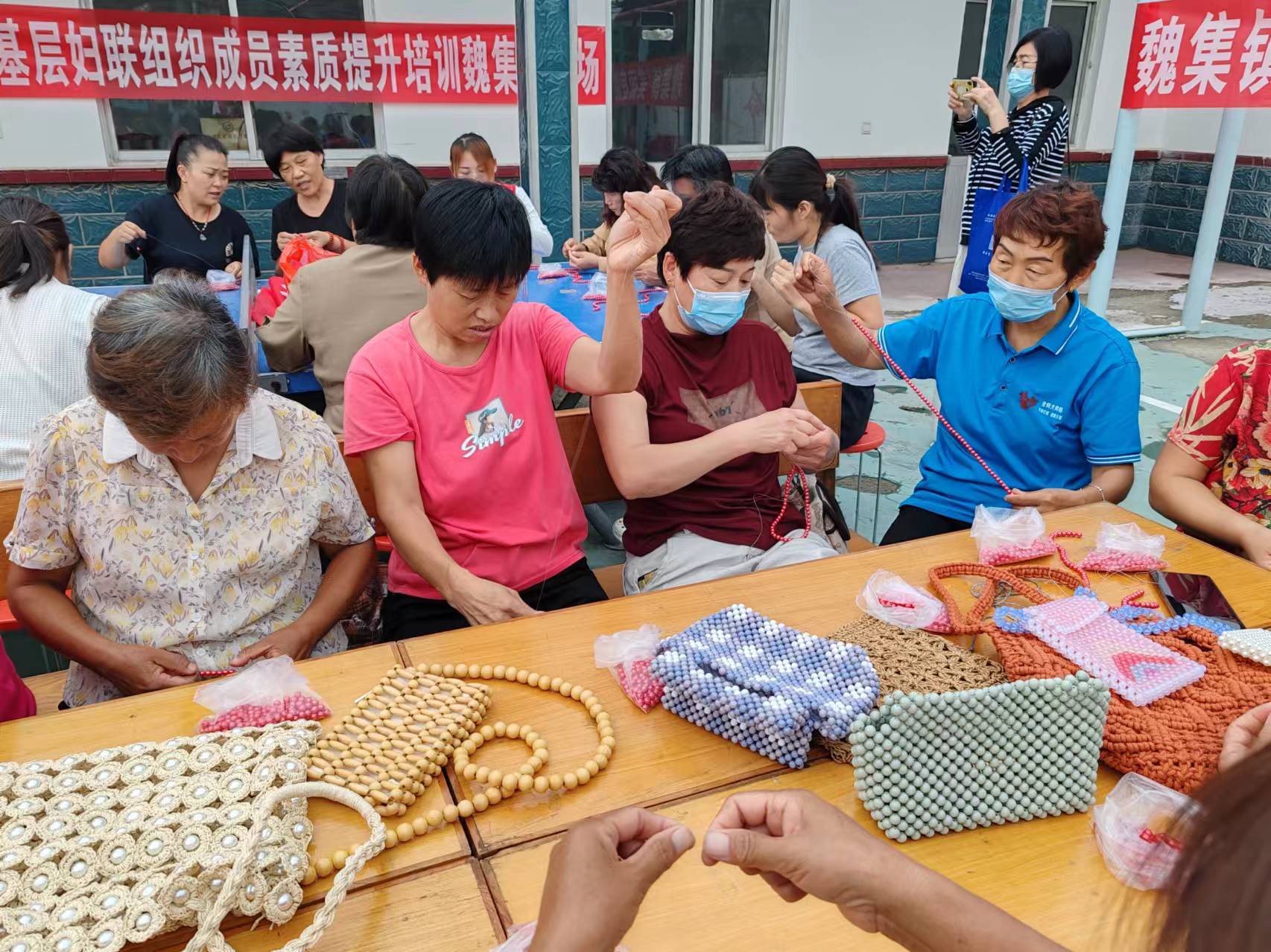 �����л�����κ���򣺽���ѧ������ƪ&nbsp;�������չ����