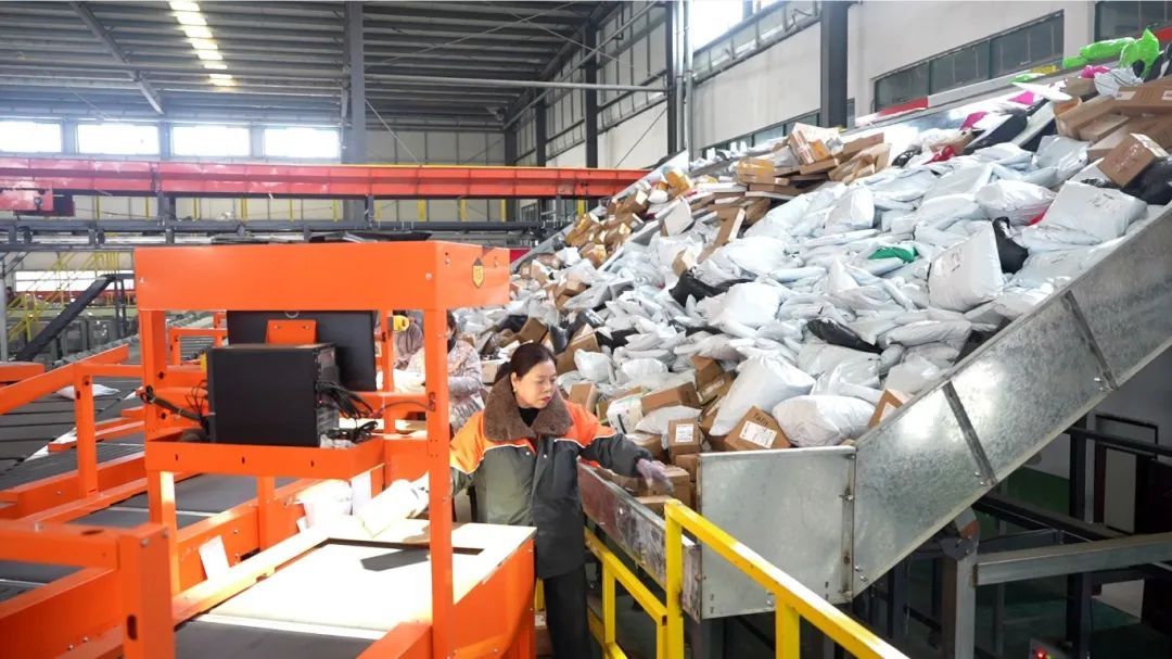 ����6�򵥣�������غ����衰���������ٴγ�Ȧ��������β�ҵӭ����ʽ����