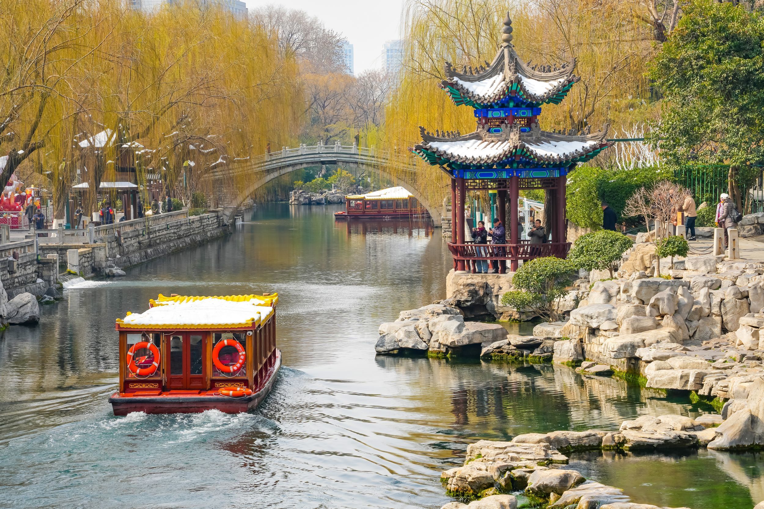 �ڻ�Ȫˮλ�����ǣ����Ǻ��ϴ���Ũ